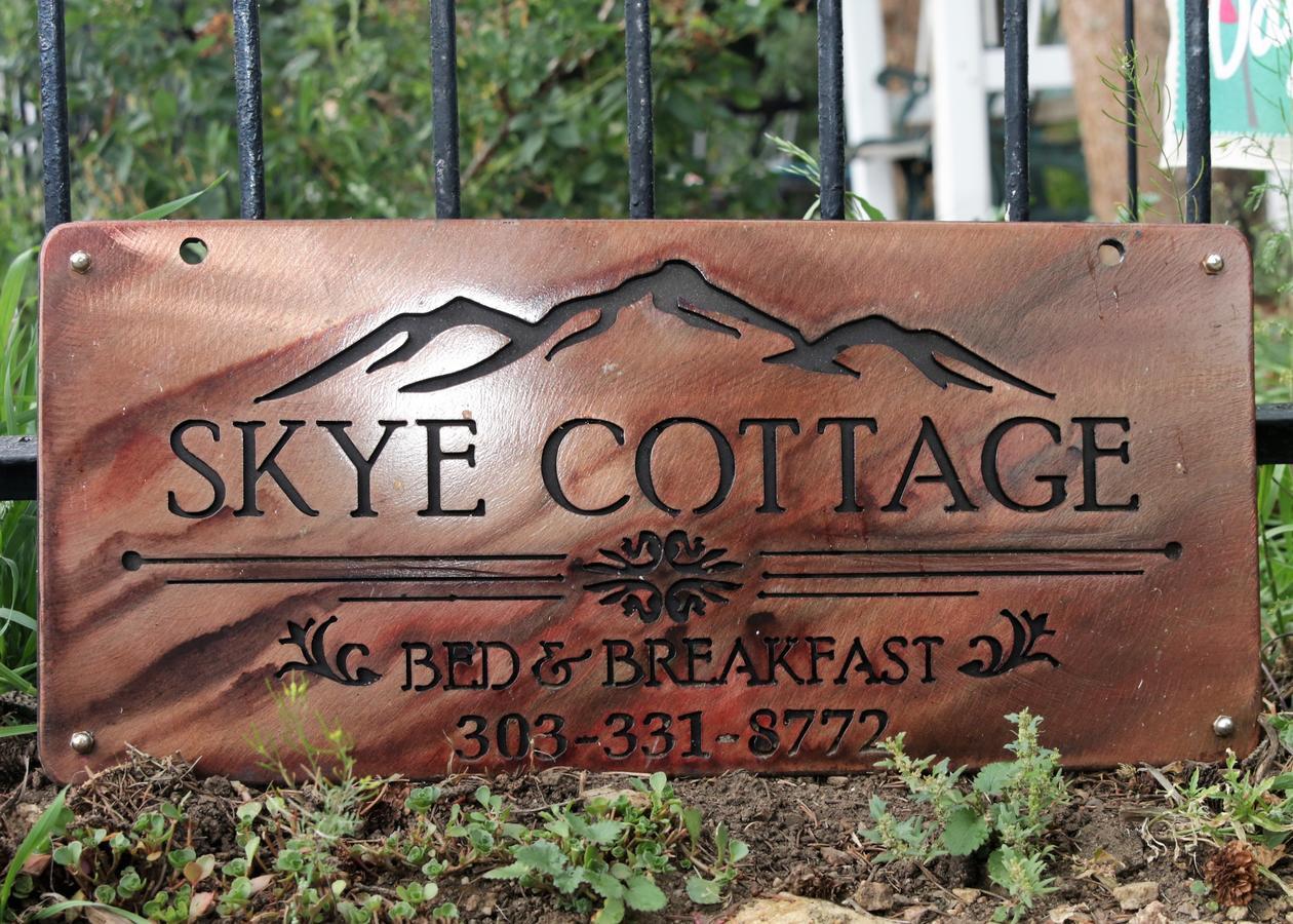 Skye Cottage Bed & Breakfast Central City Exterior foto